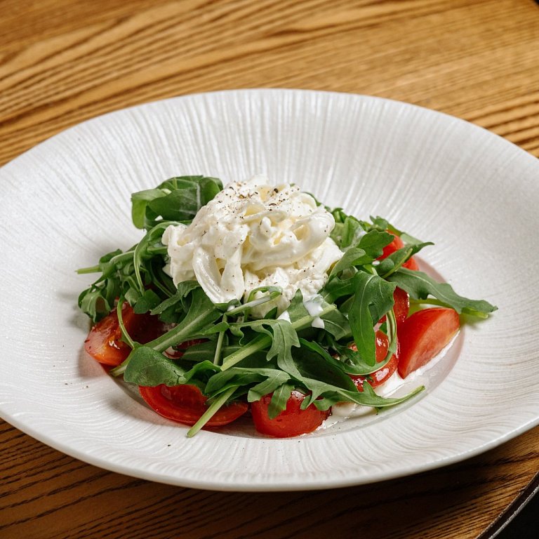 П Страчателла со спелыми томатами